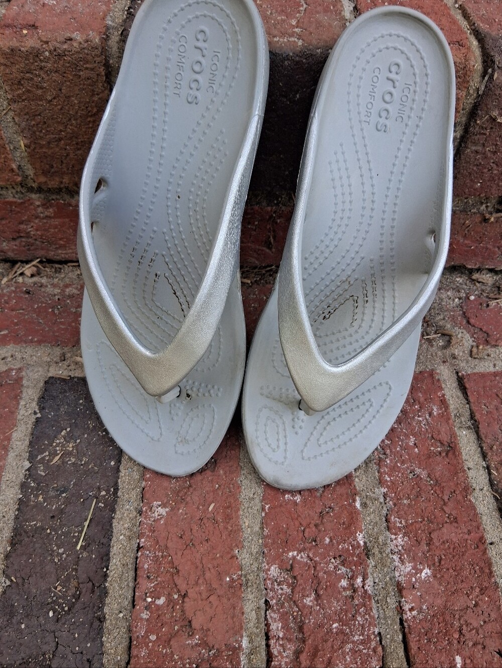 Crocs Metallic Silver Flip Flop Sandals